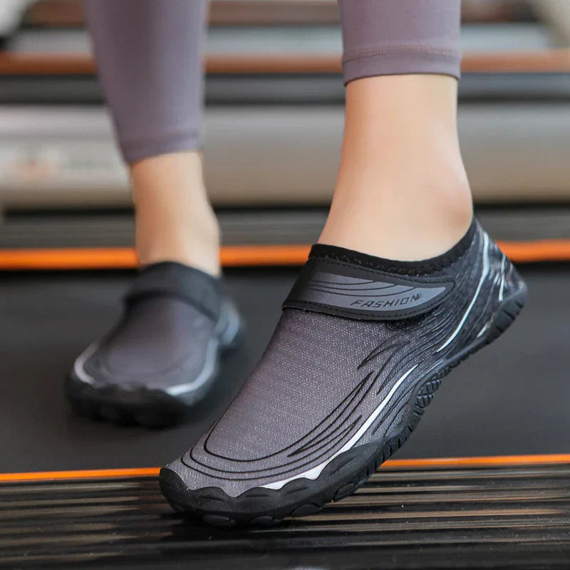 Zakenda | Chaussures aquatiques légères pour hommes avec sensation de pieds nus