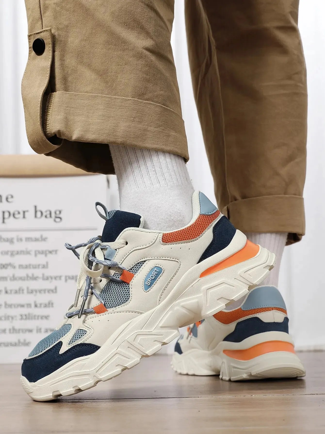 Zakenda | Baskets pour hommes avec bride avant et légers points de couture contrastés