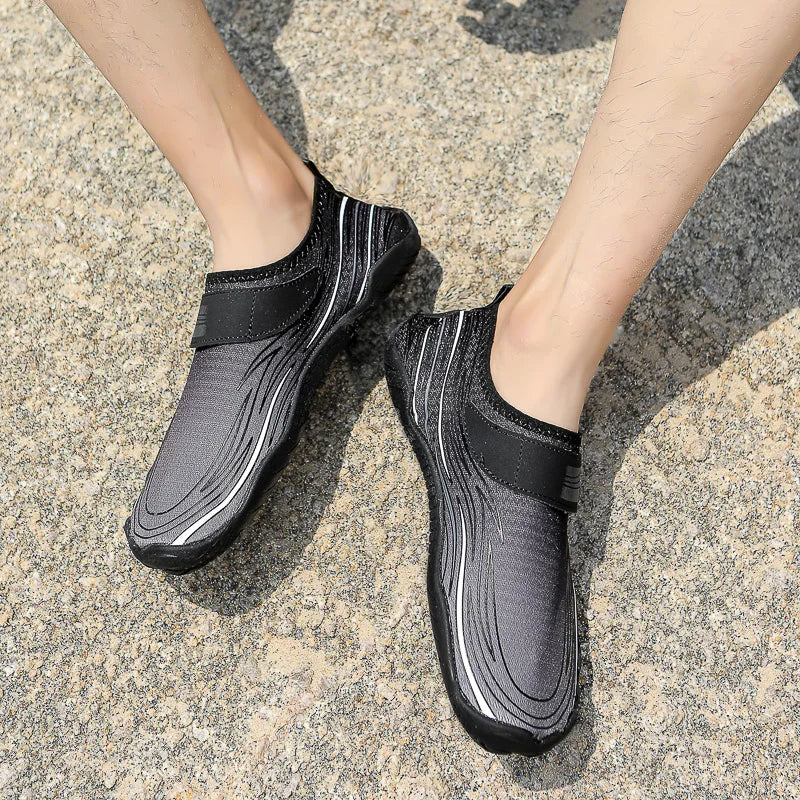 Zakenda | Chaussures aquatiques légères pour hommes avec sensation de pieds nus