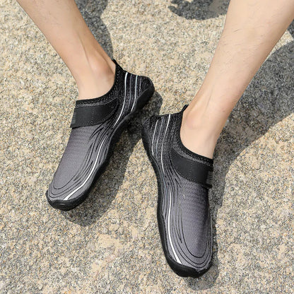 Zakenda | Chaussures aquatiques légères pour hommes avec sensation de pieds nus