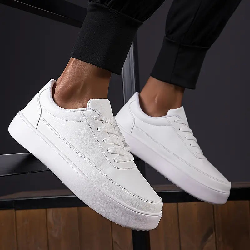 Zakenda | Andrew - chaussures de skate blanches simples pour hommes