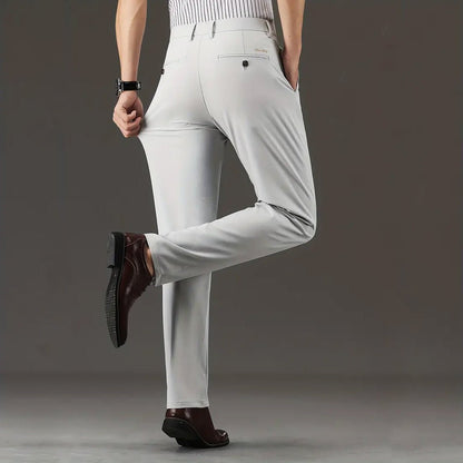 Zakenda | Pantalon de bureau par Charles Harrington